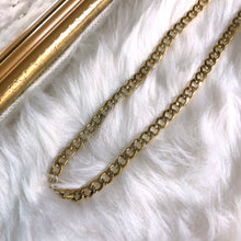 Load image into Gallery viewer, Rome Necklace